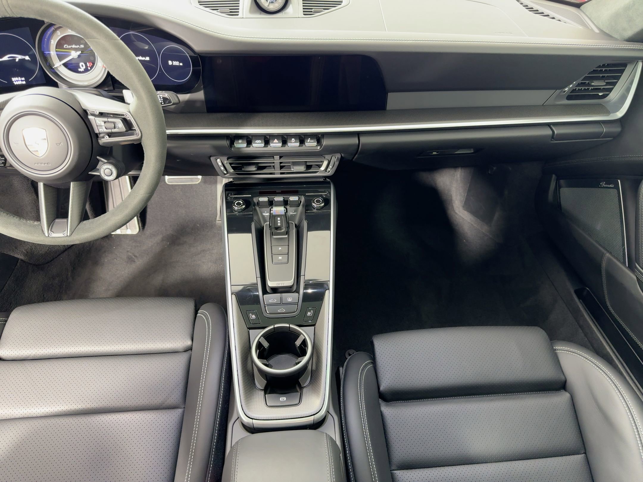 Certified 2025 Porsche 911 Turbo AWD/4WD image 24