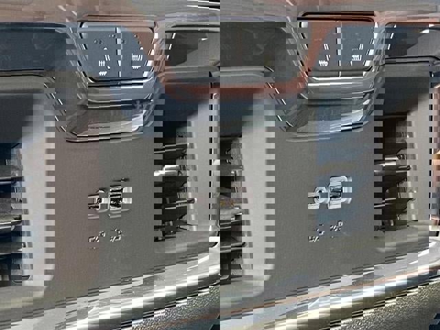 New 2025 GMC Sierra 2500 Denali Ultimate w/ Max Trailering Package image 27