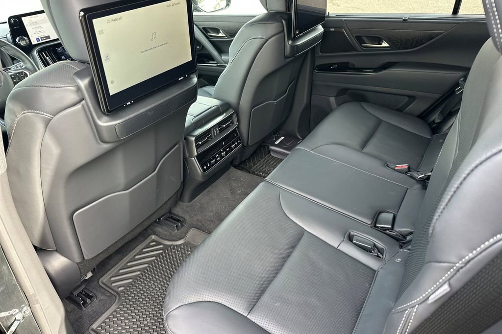 New 2026 Lexus LX 600 4WD w/ Luxury Package image 12