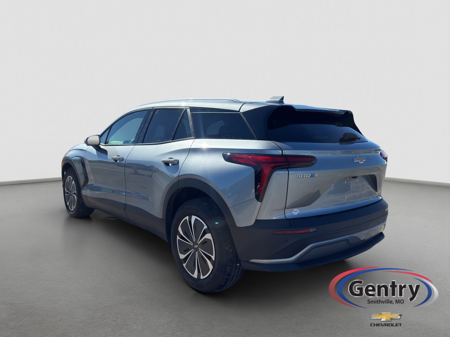 Certified 2024 Chevrolet Blazer EV LT AWD/4WD image 4