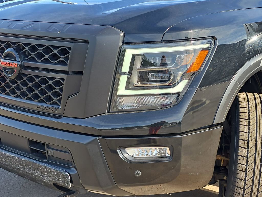 Used 2021 Nissan Titan PRO-4X w/ Pro-4x Convenience Package image 36