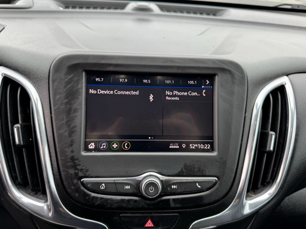 Used 2020 Chevrolet Equinox LT AWD/4WD image 24