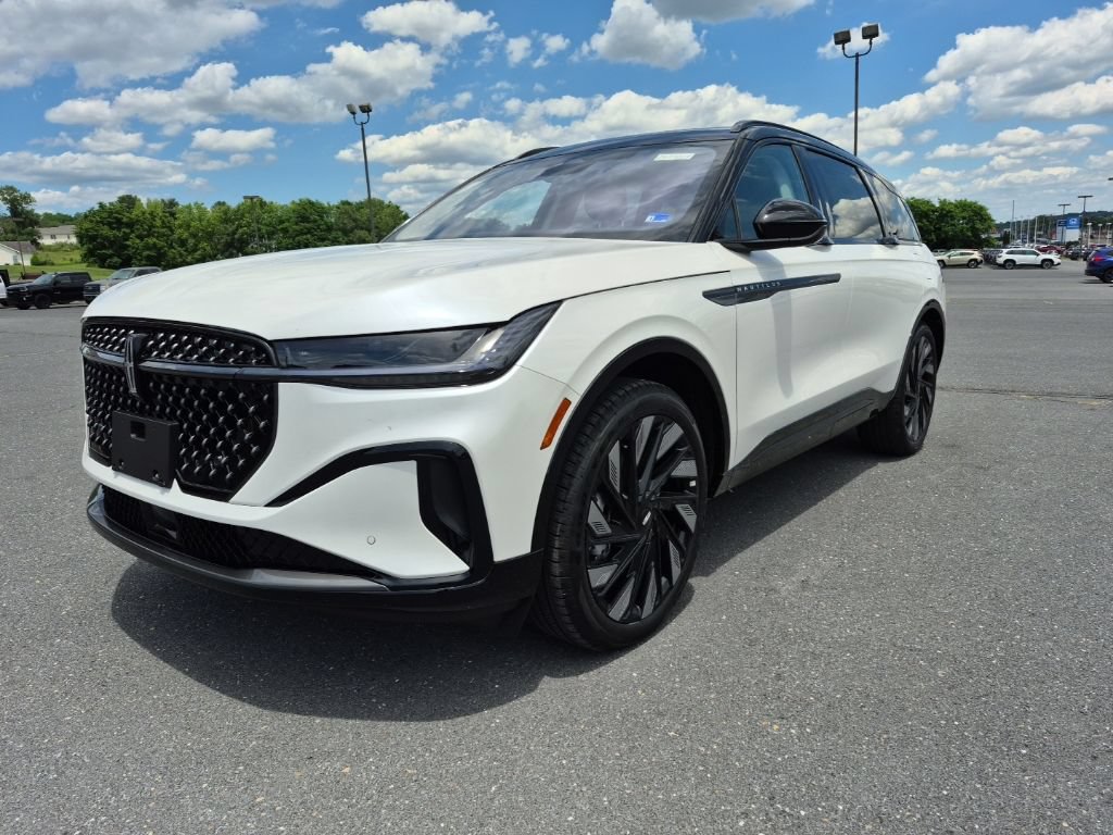 New 2026 Lincoln Nautilus Reserve AWD/4WD image 1