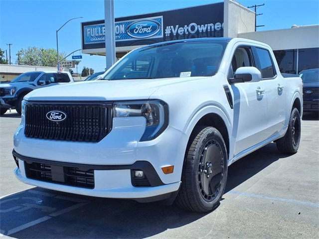New 2025 Ford Maverick Lobo