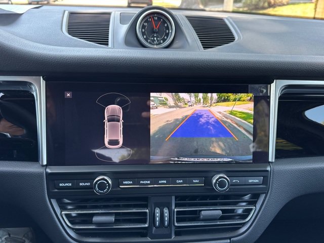 Used 2019 Porsche Macan AWD/4WD image 48