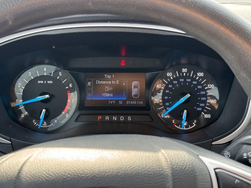 Used 2016 Ford Fusion SE w/ SE Cold Weather Package image 20