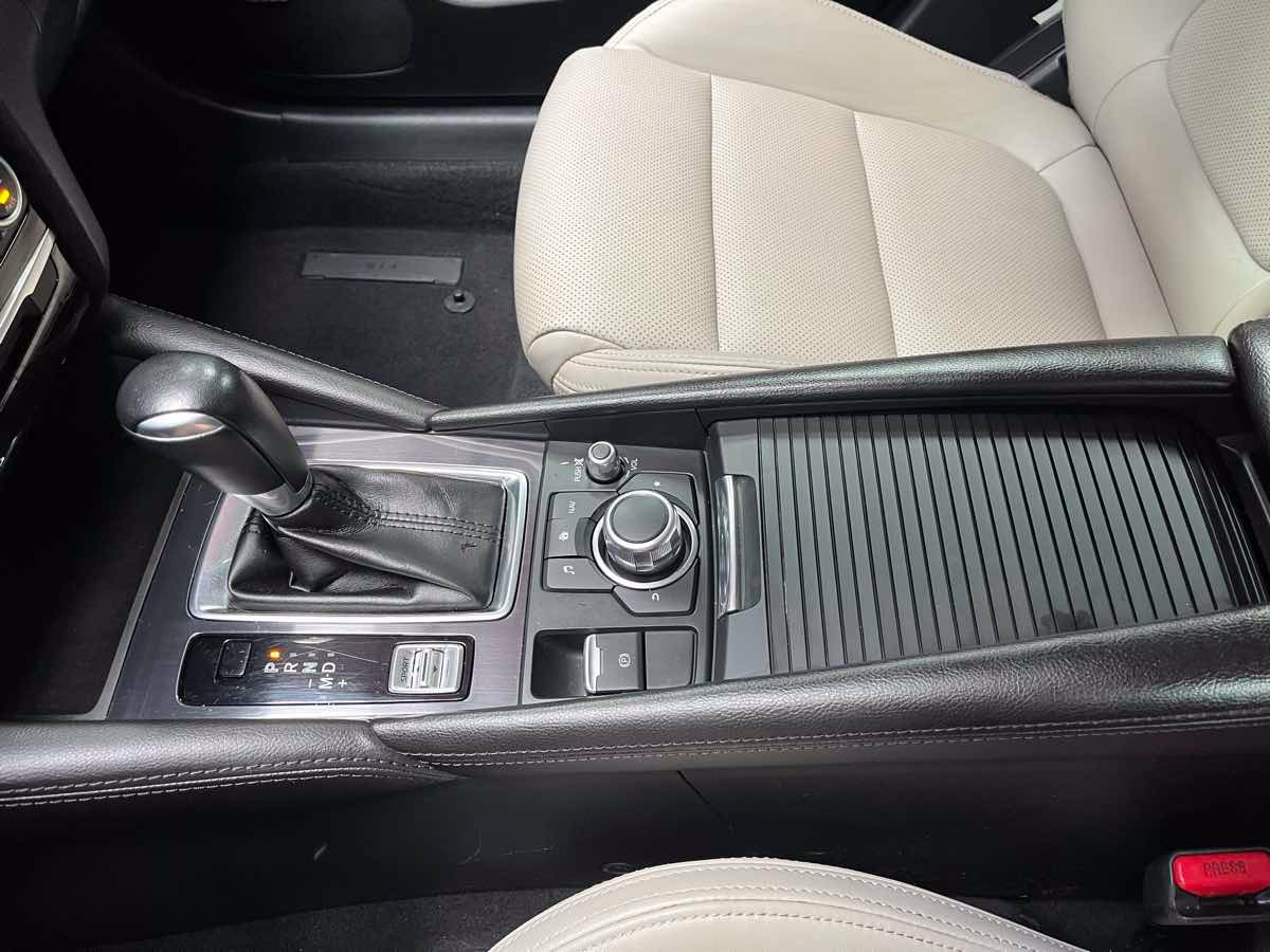 Used 2017 MAZDA MAZDA6 Touring w/ Touring Premium Package FWD image 19