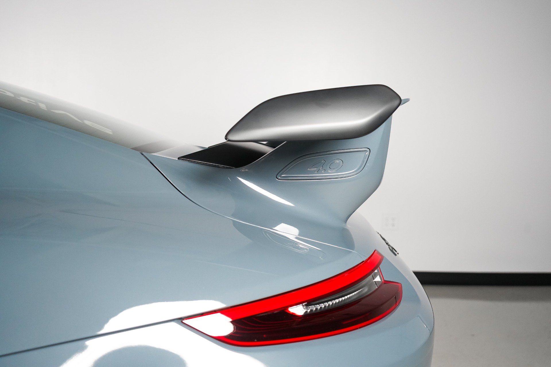Used 2018 Porsche 911 GT3 RWD image 14