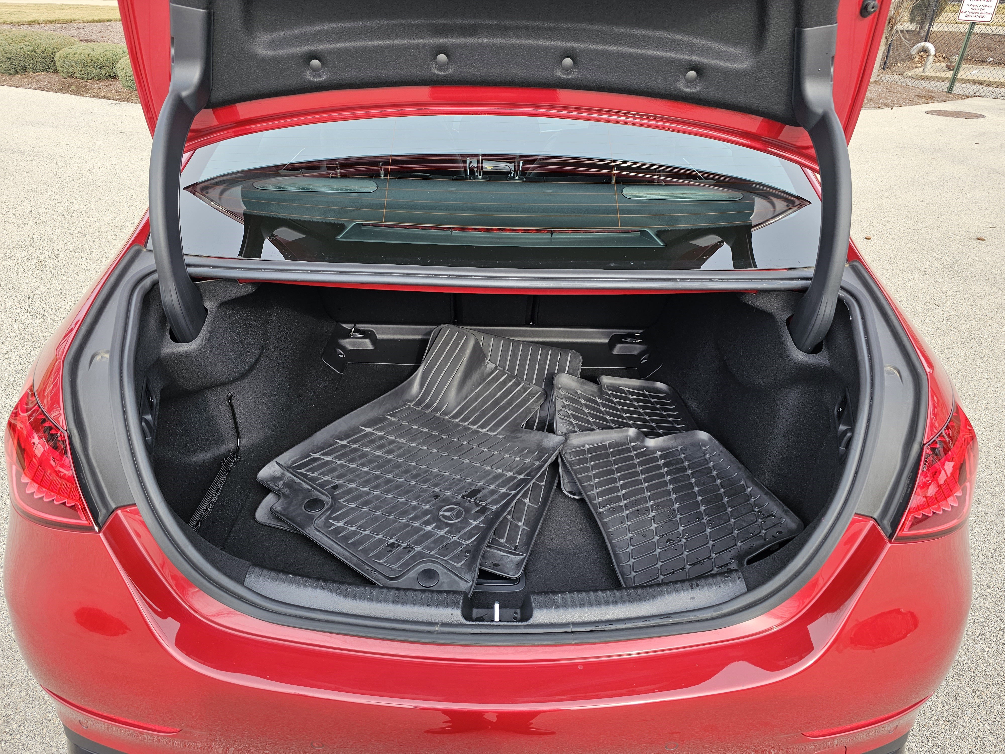 Used 2025 Mercedes-Benz C 300 4MATIC Sedan image 23