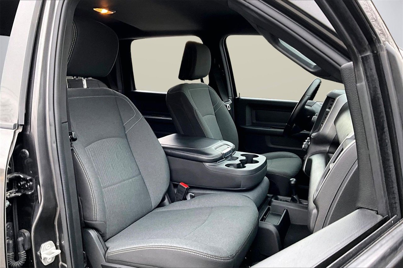 Certified 2024 RAM 2500 Tradesman w/ Chrome Appearance Group image 21