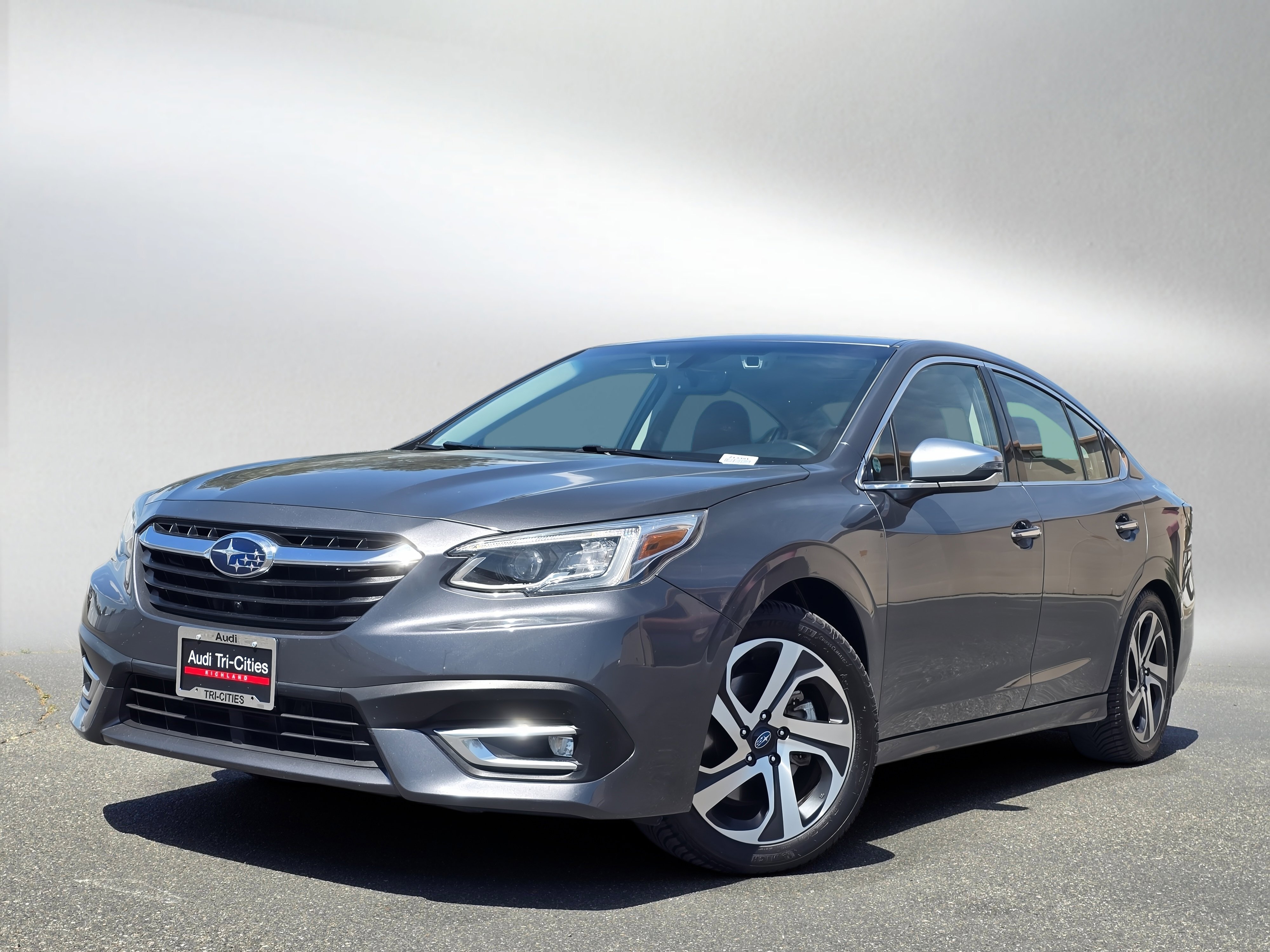Used 2022 Subaru Legacy Touring XT AWD/4WD image 1
