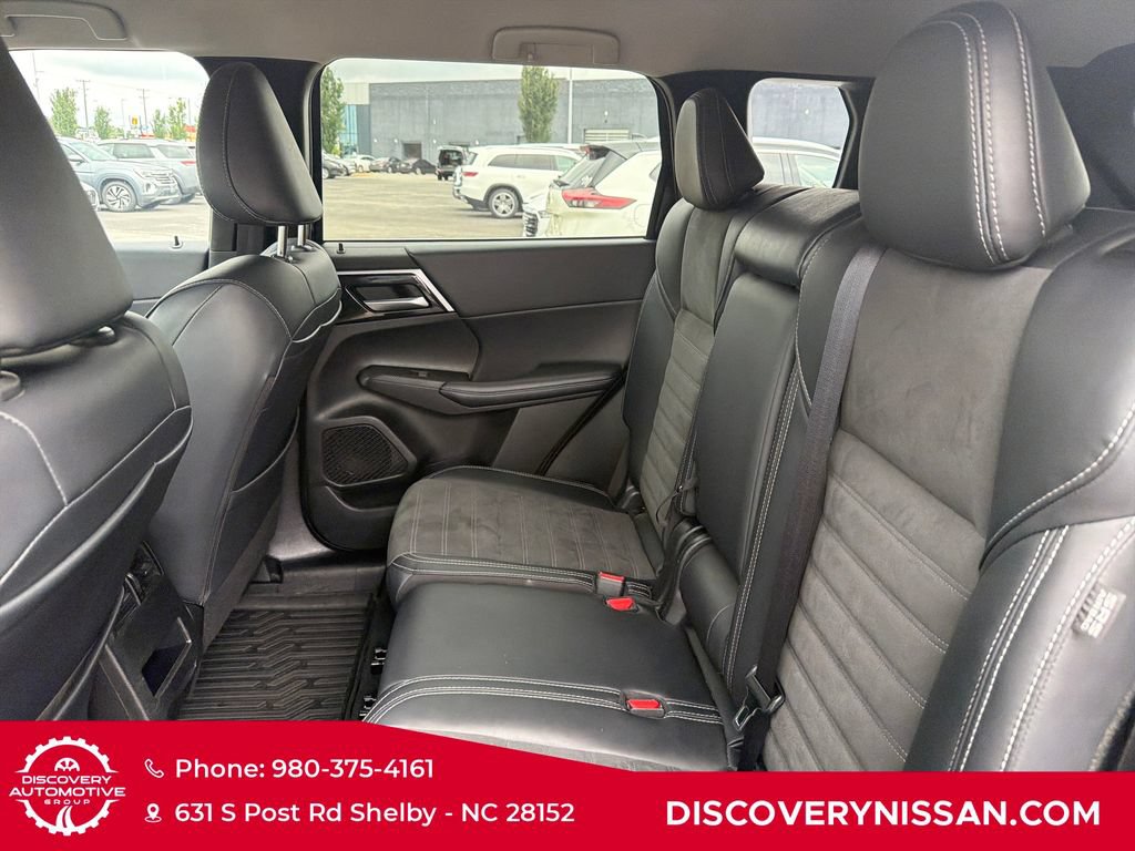 Used 2024 Mitsubishi Outlander SE AWD/4WD image 30