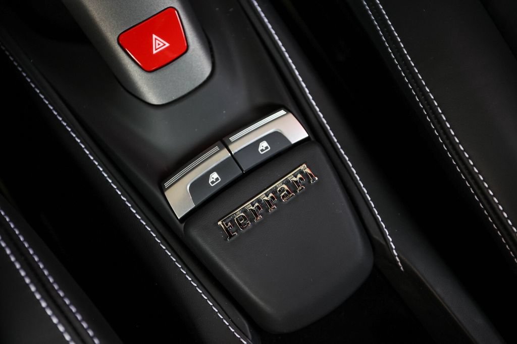 Certified 2019 Ferrari 488 GTB RWD image 41