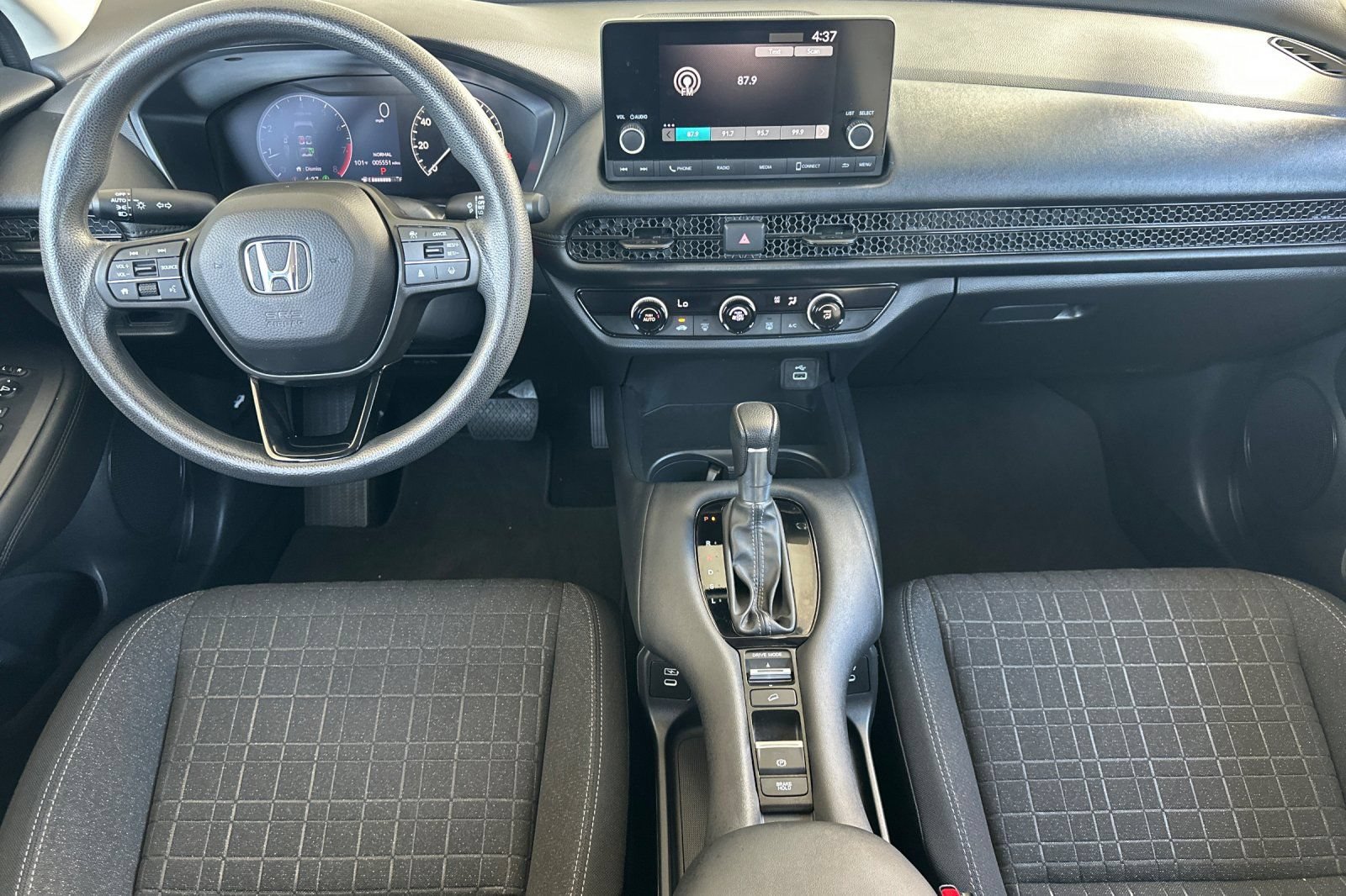 Used 2024 Honda HR-V LX image 13