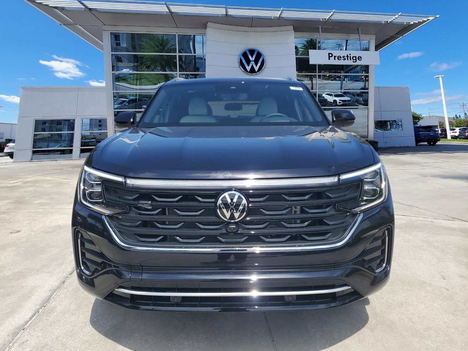 New 2025 Volkswagen Atlas Cross Sport SEL Premium R-Line image 2