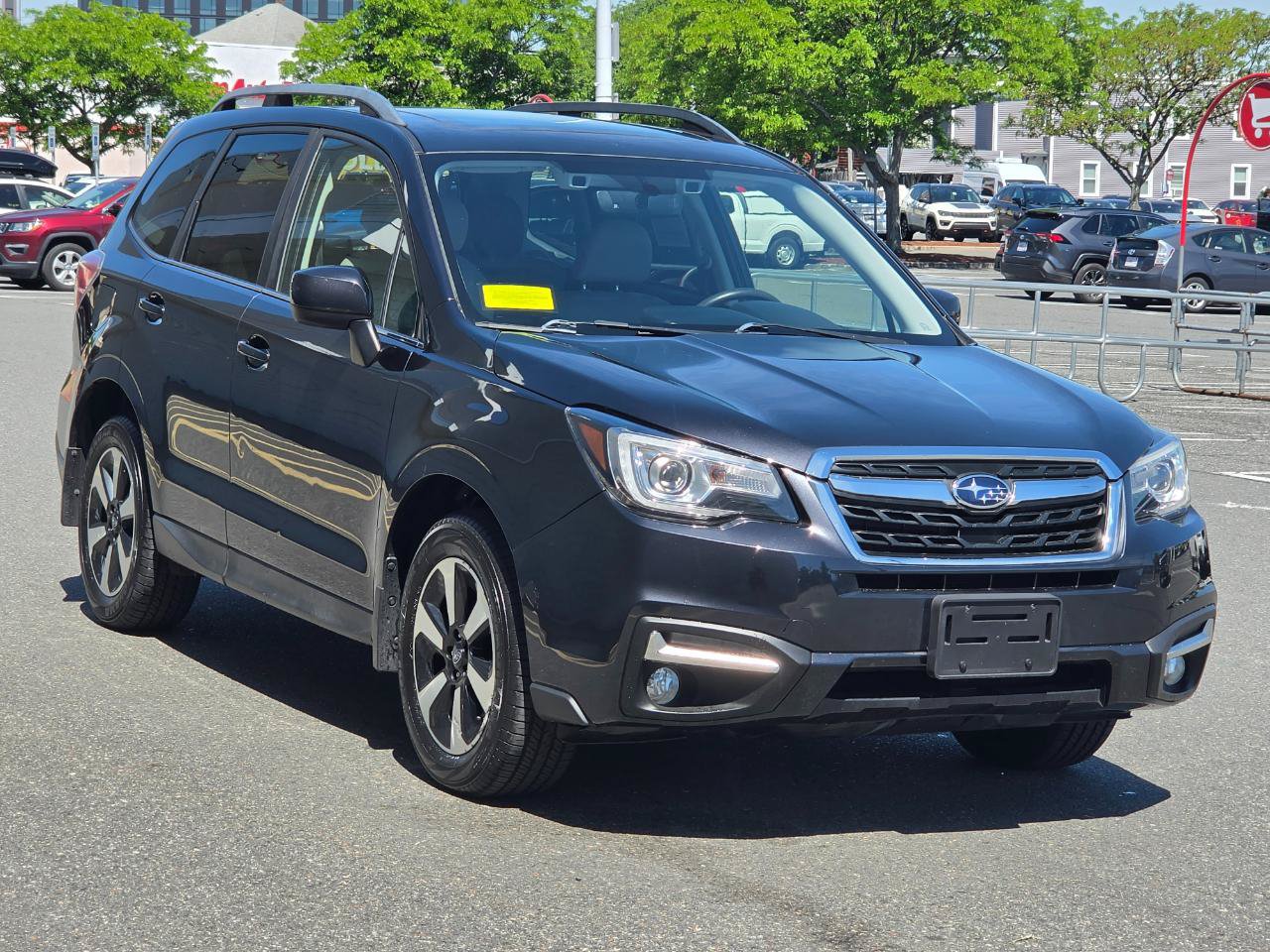 Used 2017 Subaru Forester 2.5i Limited AWD/4WD image 3
