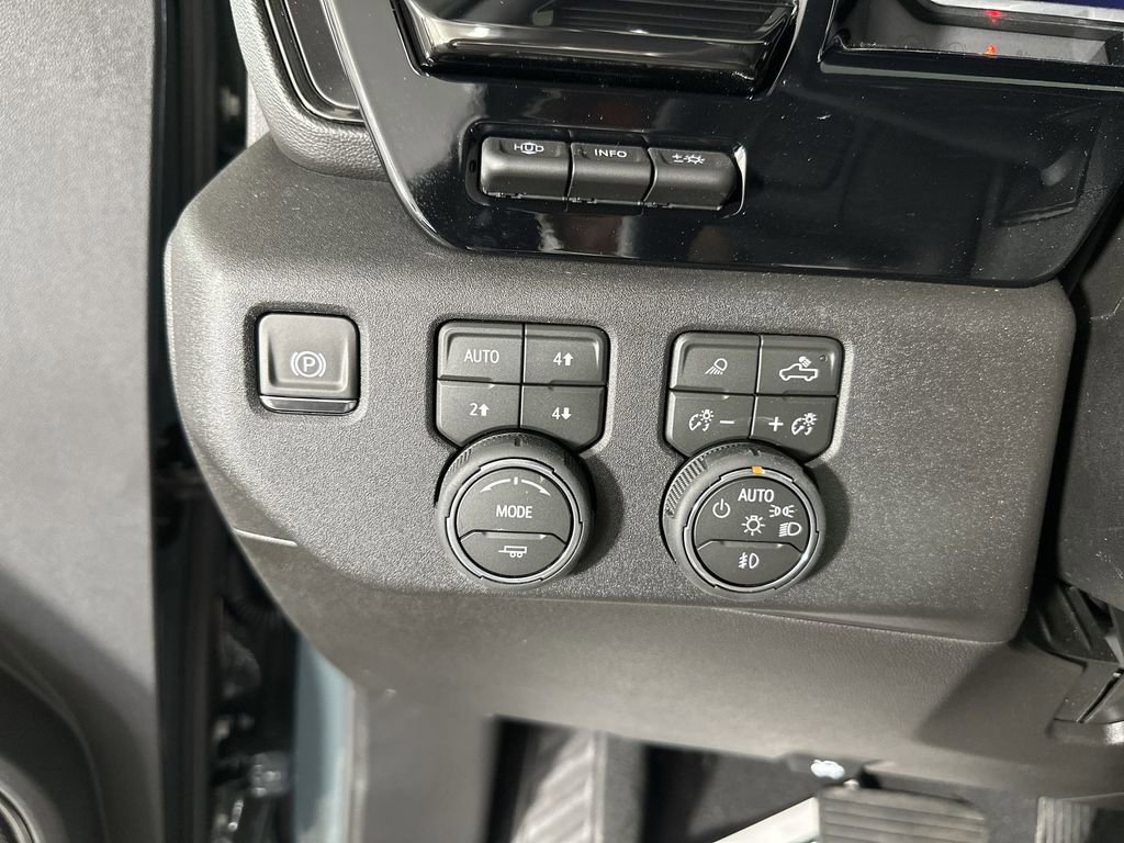 New 2026 Chevrolet Silverado 2500 ZR2 w/ LPO, Dark Essentials Package image 19