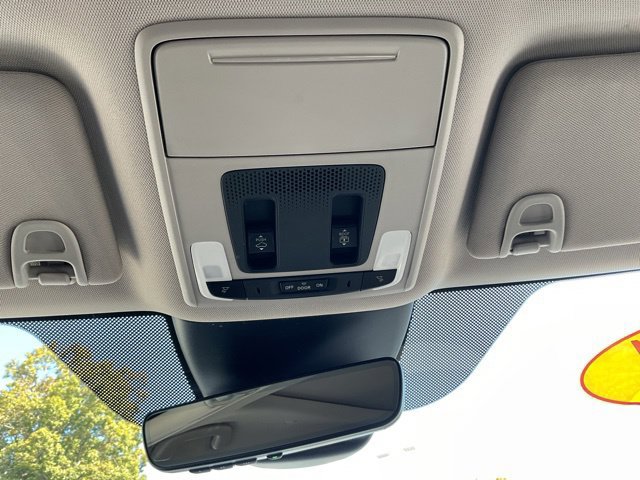 Used 2024 Honda Pilot Touring image 33
