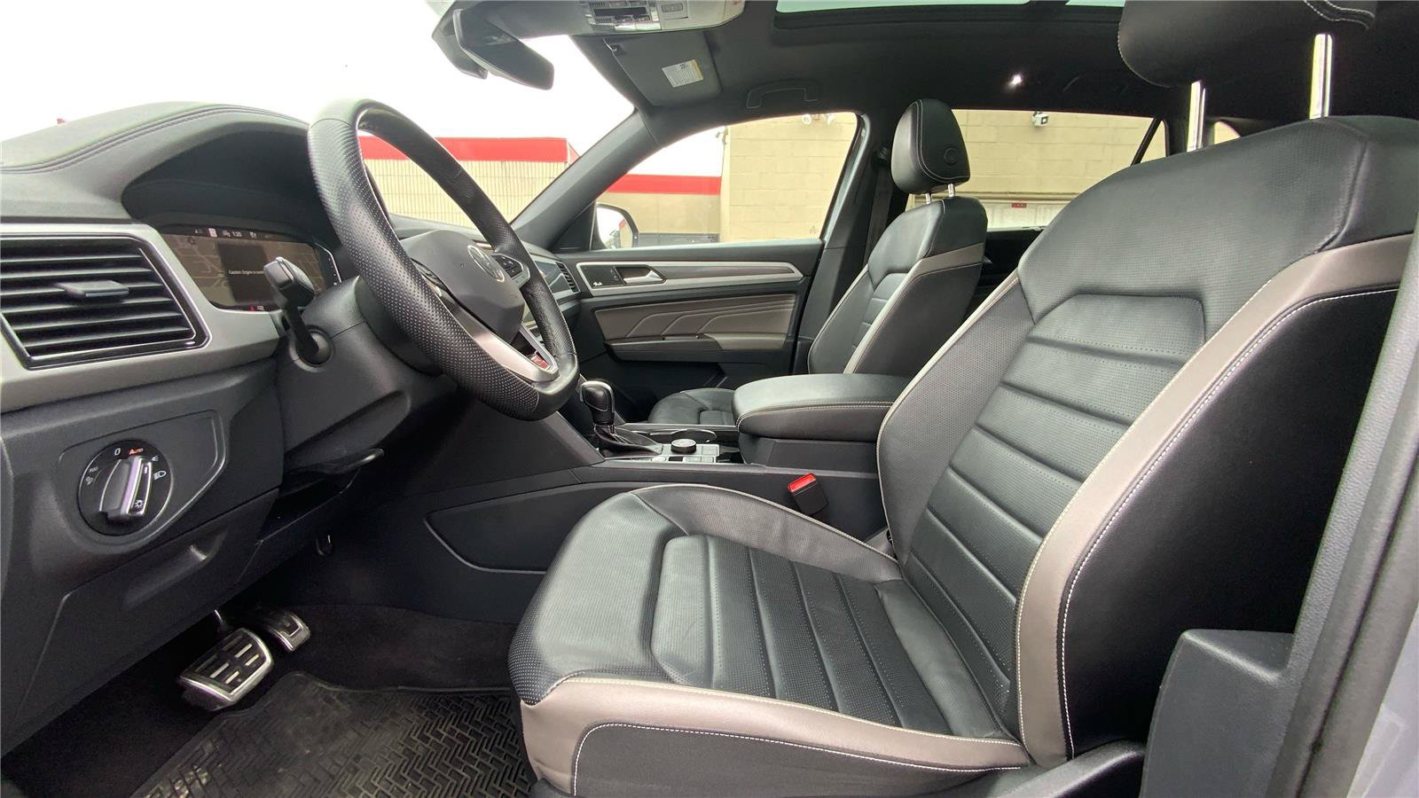 Used 2023 Volkswagen Atlas Cross Sport SEL AWD/4WD image 10