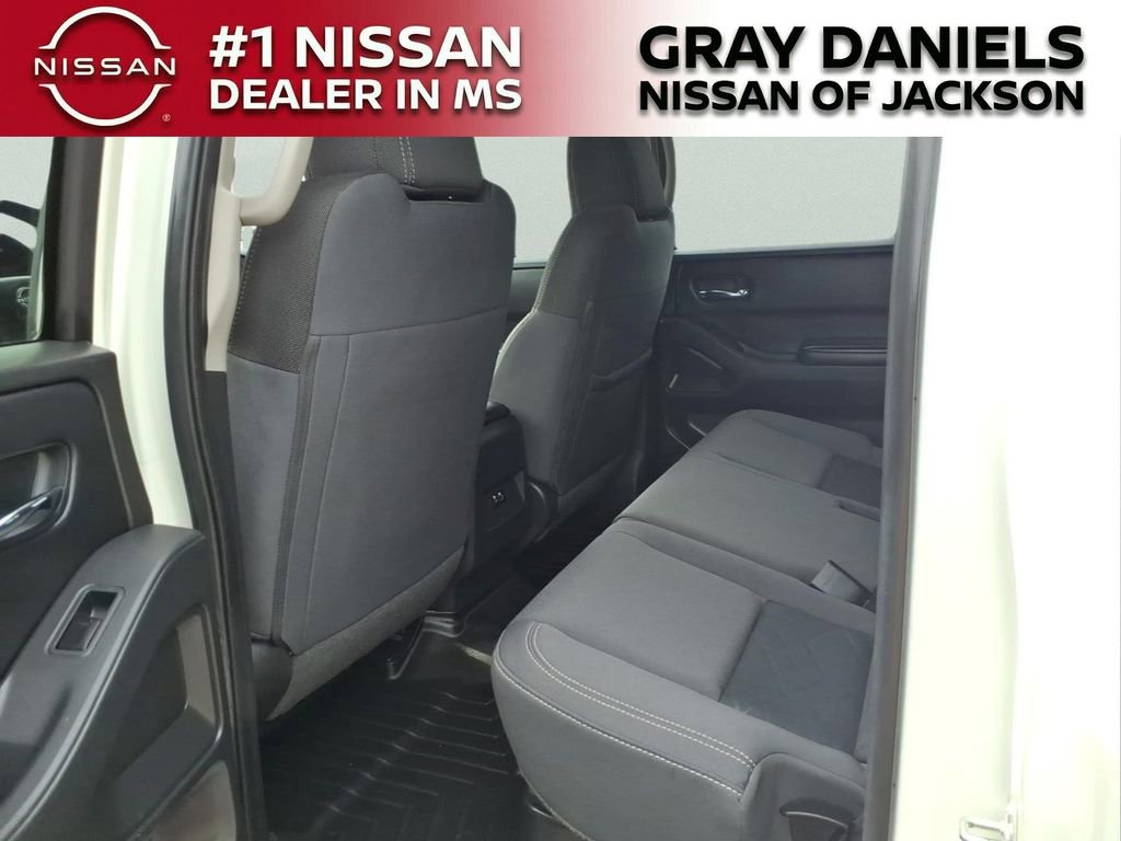 Certified 2025 Nissan Frontier SV AWD/4WD image 28