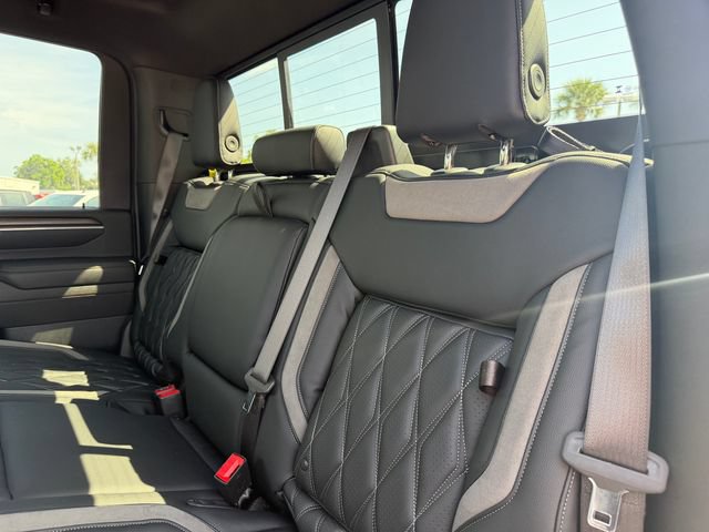 New 2026 Chevrolet Silverado 3500 High Country w/ High Country Premium Package AWD/4WD image 25