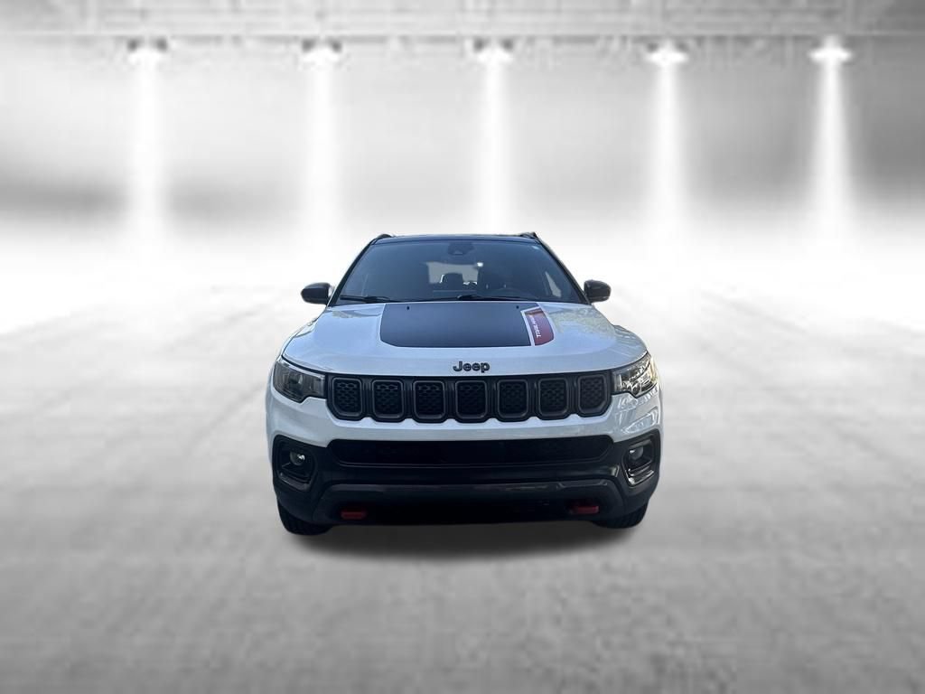 Certified 2023 Jeep Compass Trailhawk AWD/4WD image 2