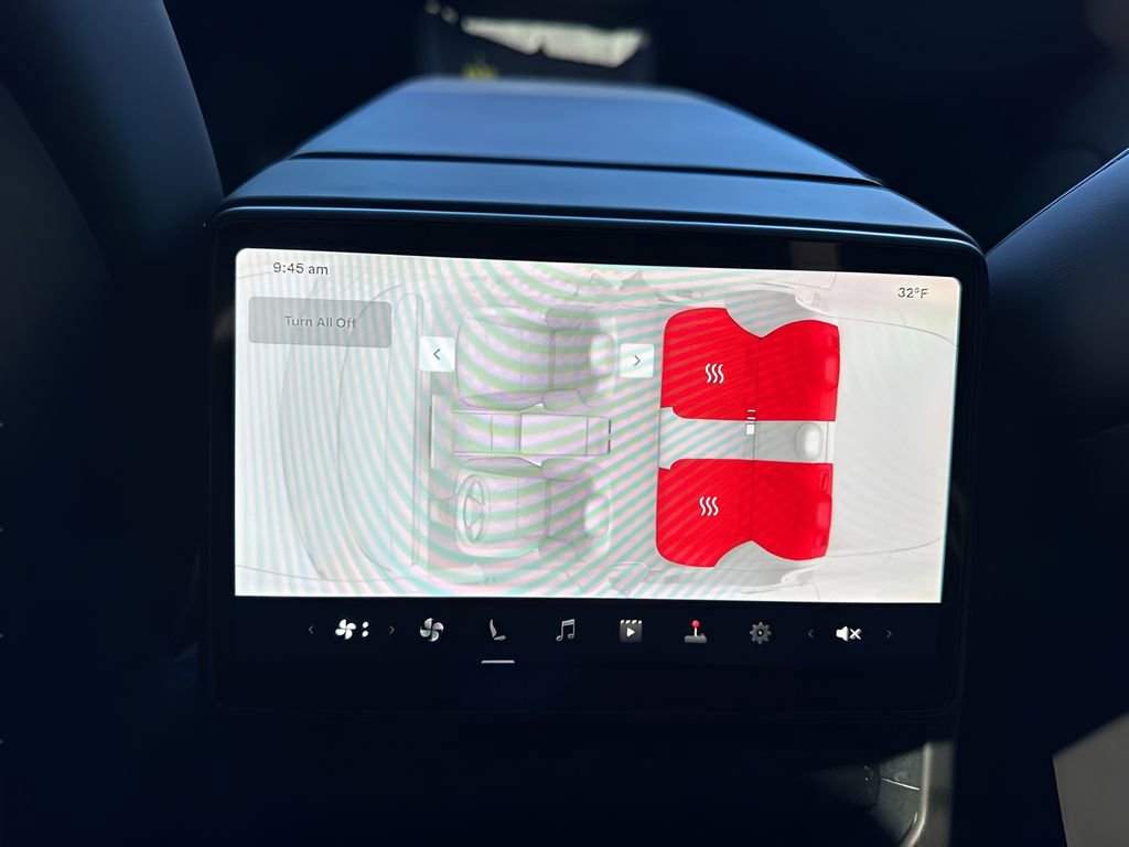 Used 2024 Tesla Model 3 Standard Range image 14