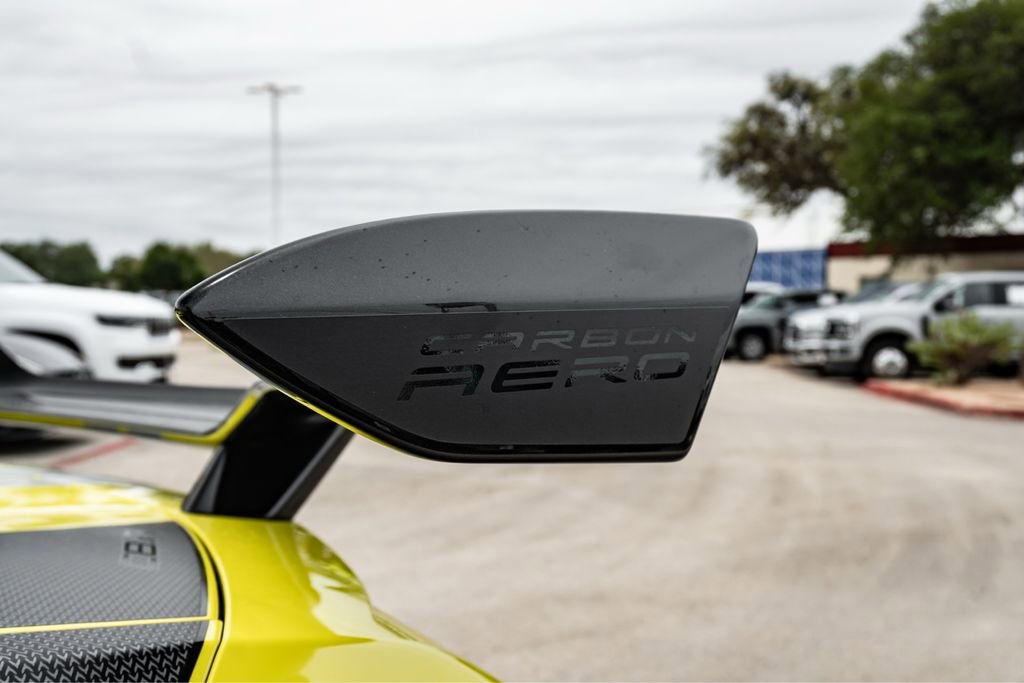 Used 2023 Chevrolet Corvette Z06 w/ Z07 Performance Package RWD image 11