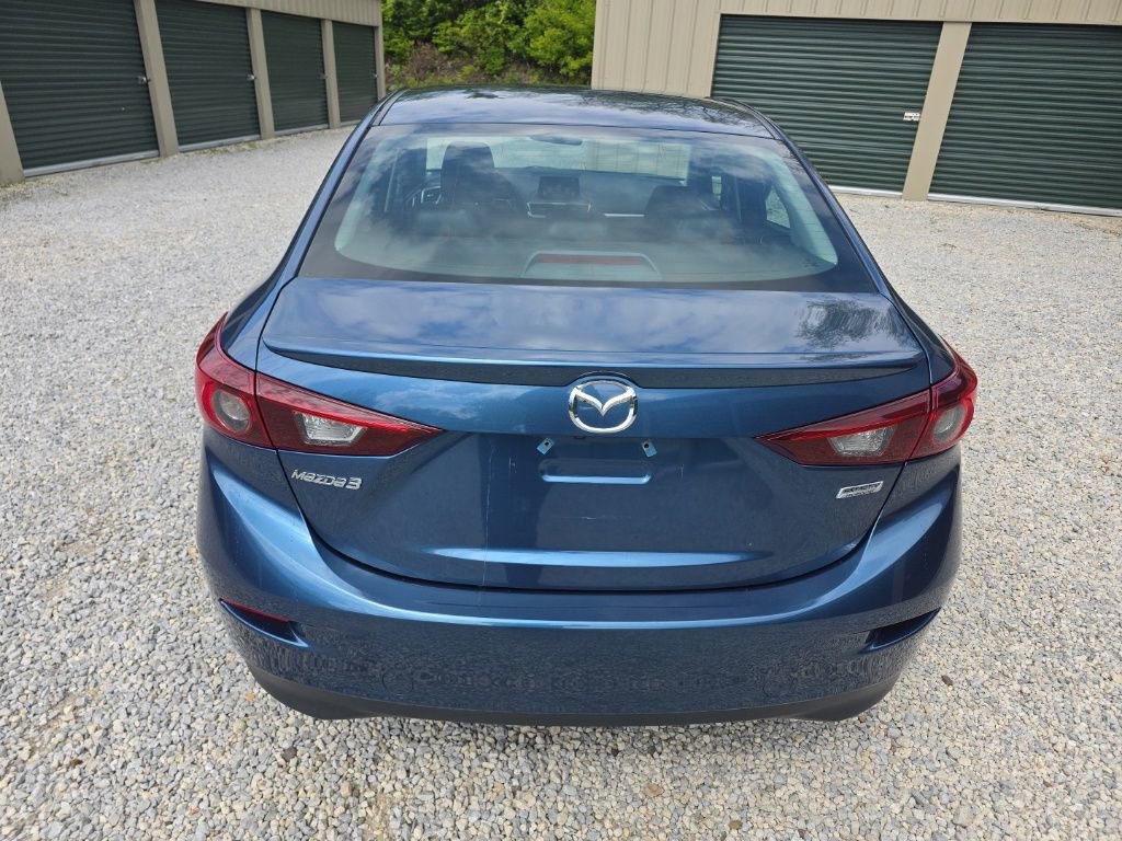 Used 2018 MAZDA MAZDA3 Touring FWD image 4