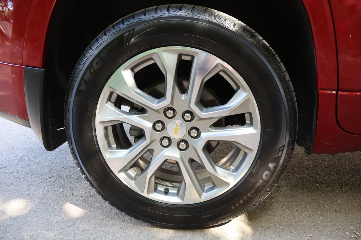 Used 2018 Chevrolet Traverse Premier AWD/4WD image 46