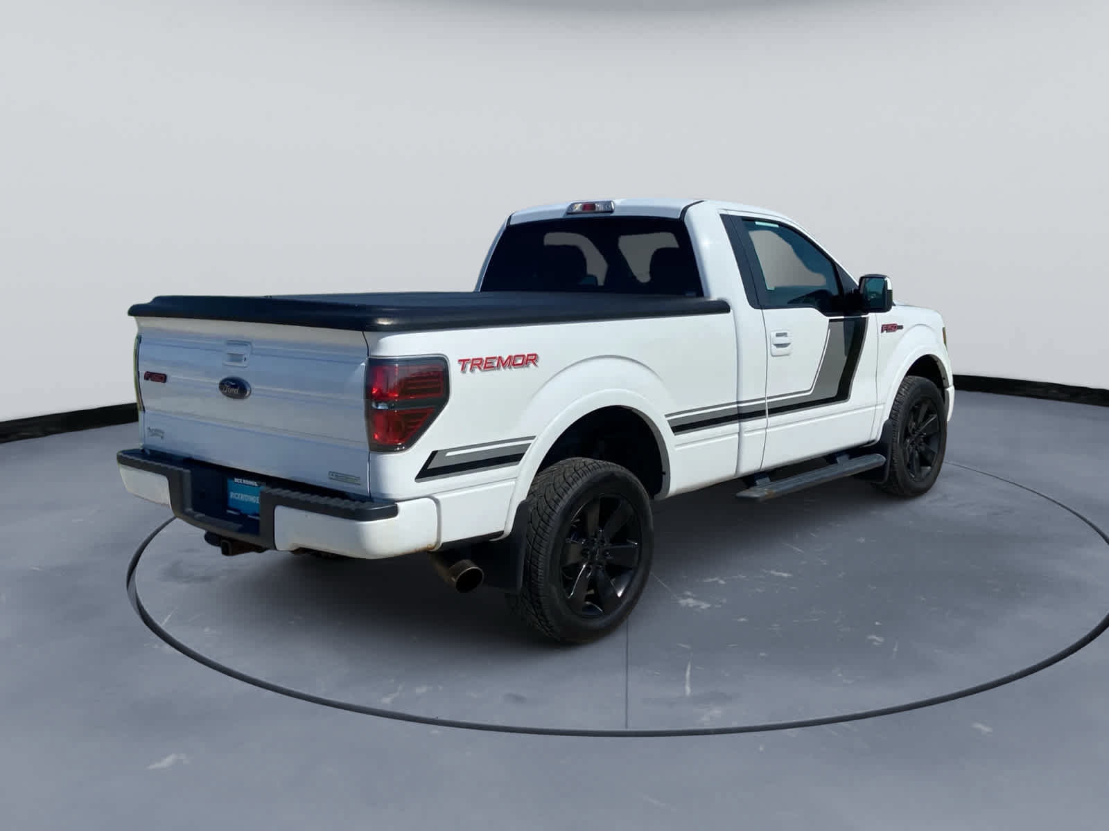 Used 2014 Ford F150 FX4 w/ FX Appearance Package AWD/4WD image 7