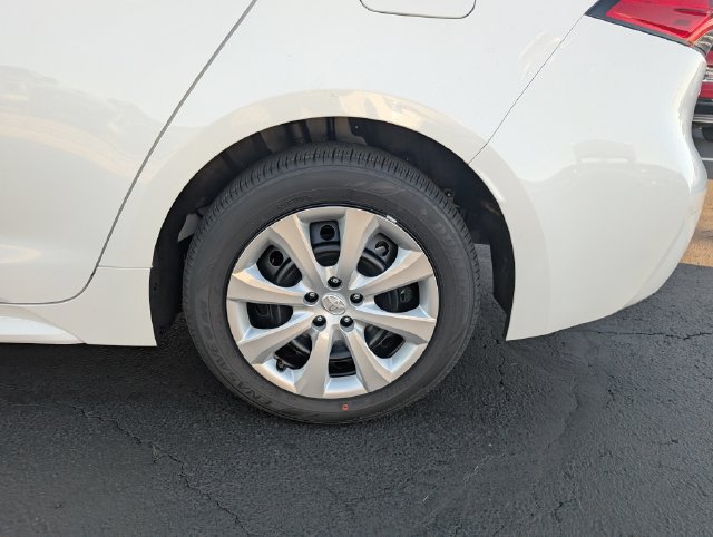 New 2027 Toyota Corolla LE FWD image 22