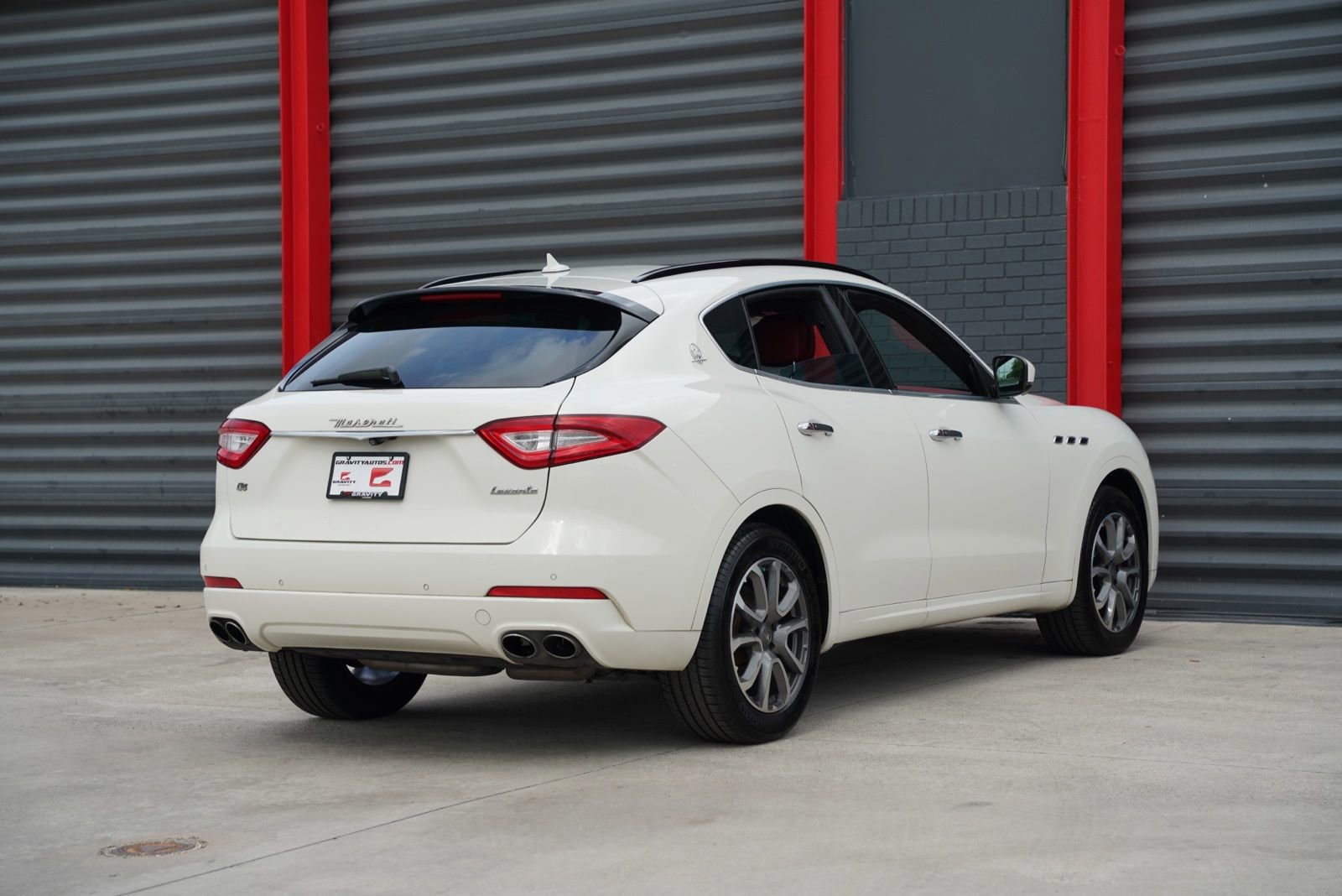 Used 2019 Maserati Levante AWD/4WD image 8