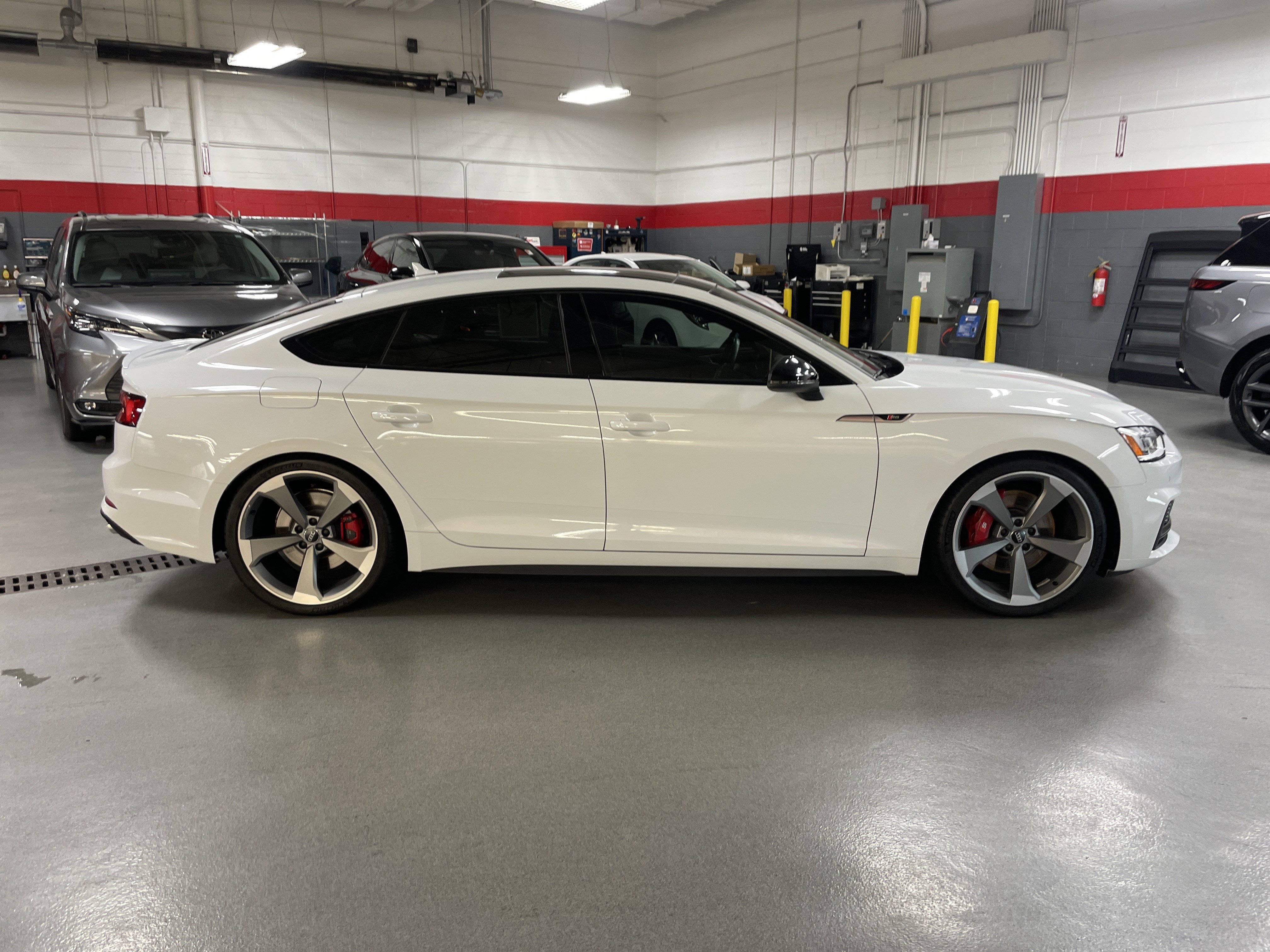Used 2019 Audi S5 Premium Plus w/ Premium Plus image 11