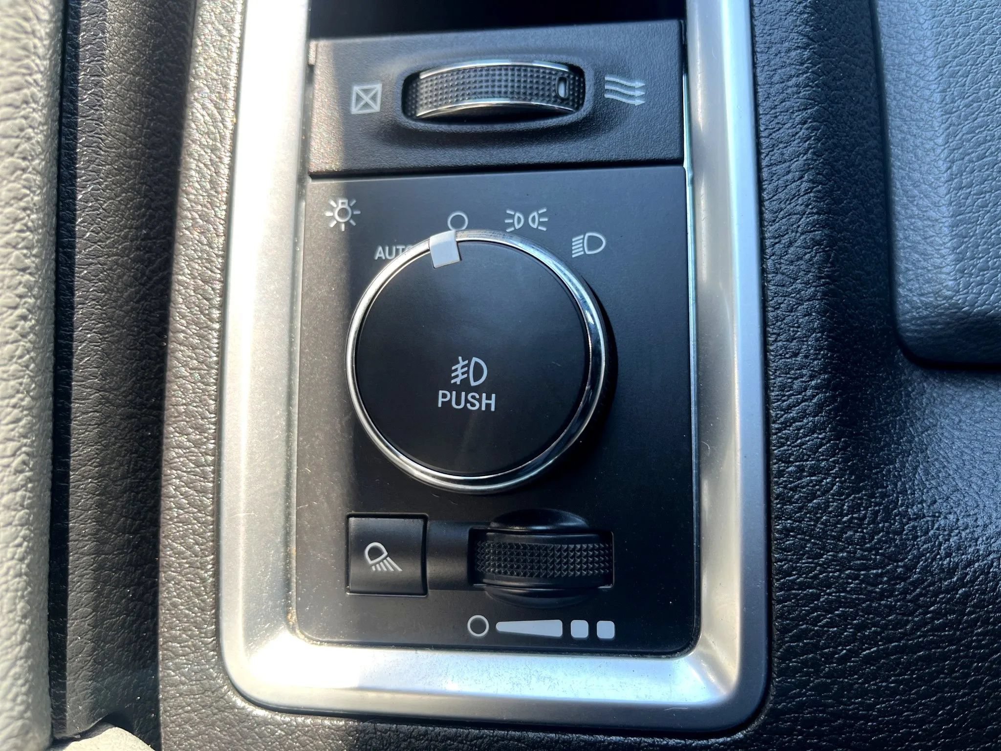 Used 2018 RAM 1500 Big Horn AWD/4WD image 22