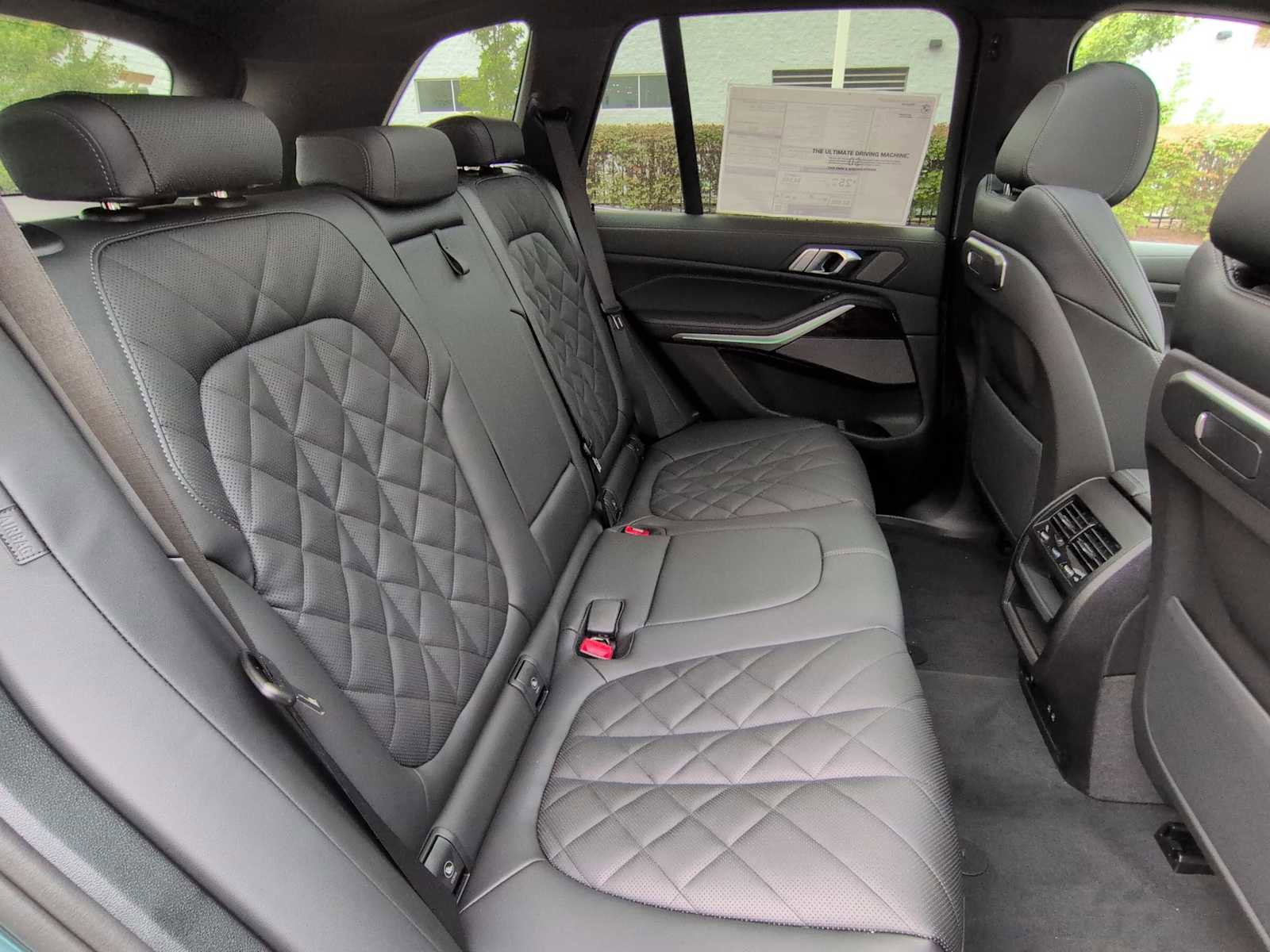 Used 2026 BMW X5 xDrive40i w/ Premium Package image 22