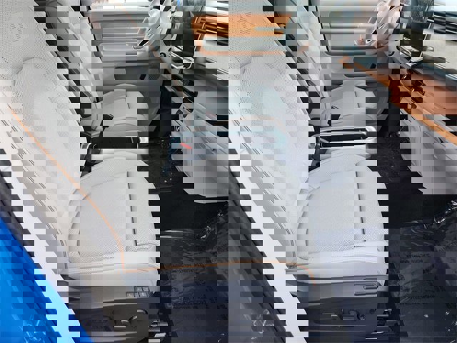 New 2025 Volkswagen ID. Buzz Pro S Plus image 13