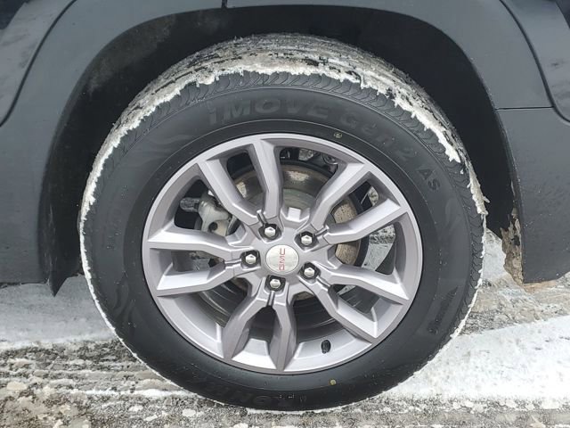 Used 2023 GMC Terrain SLT image 33