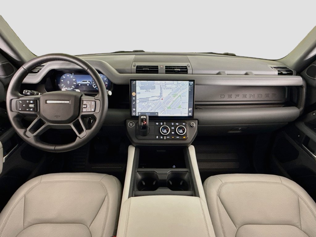 Used 2026 Land Rover Defender 110 X-Dynamic SE AWD/4WD image 9