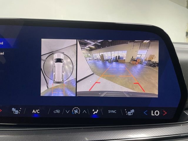 New 2026 Chevrolet Suburban RST w/ Advanced Technology Package image 17