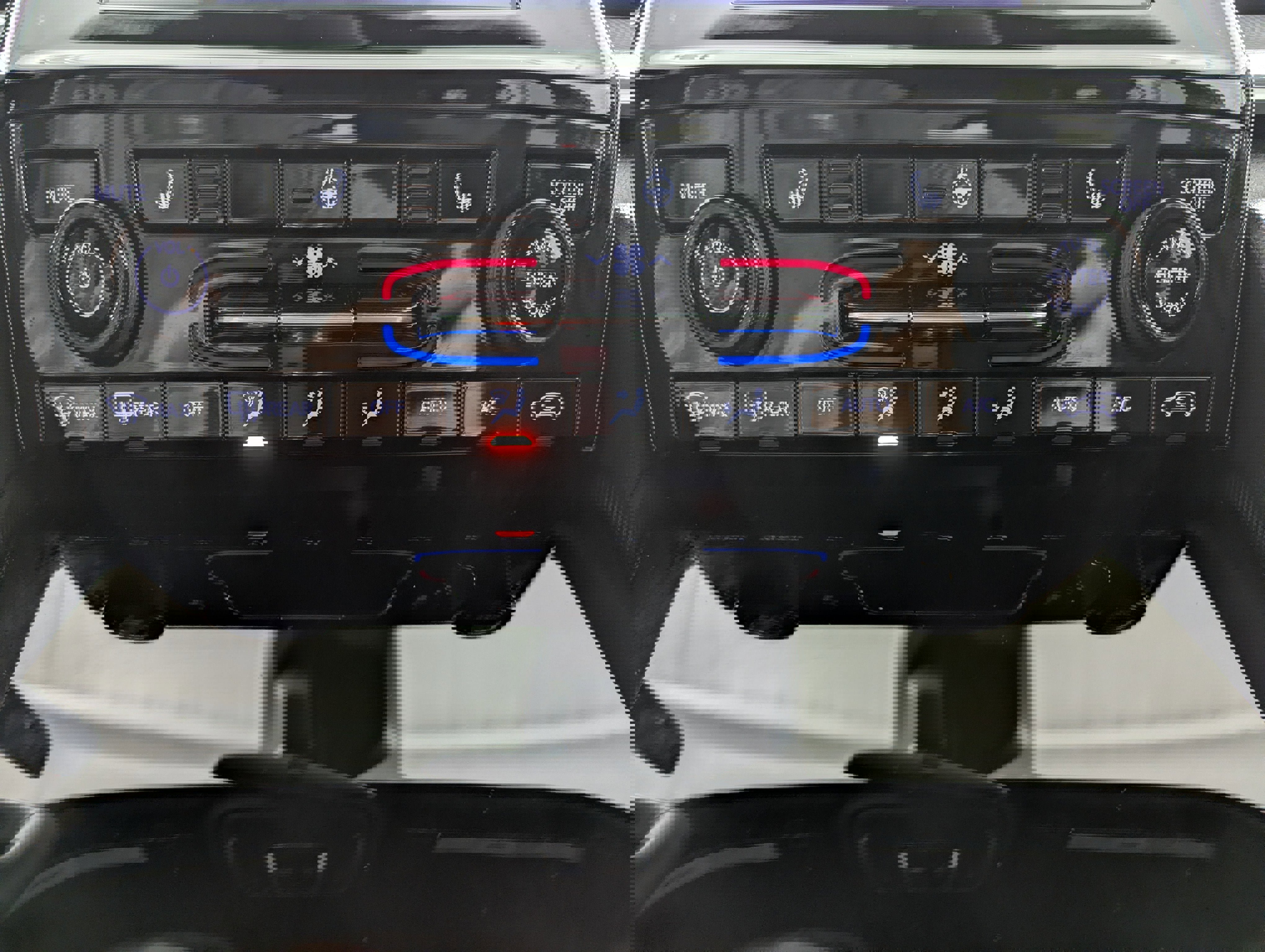 Used 2024 Jeep Grand Cherokee Altitude image 17