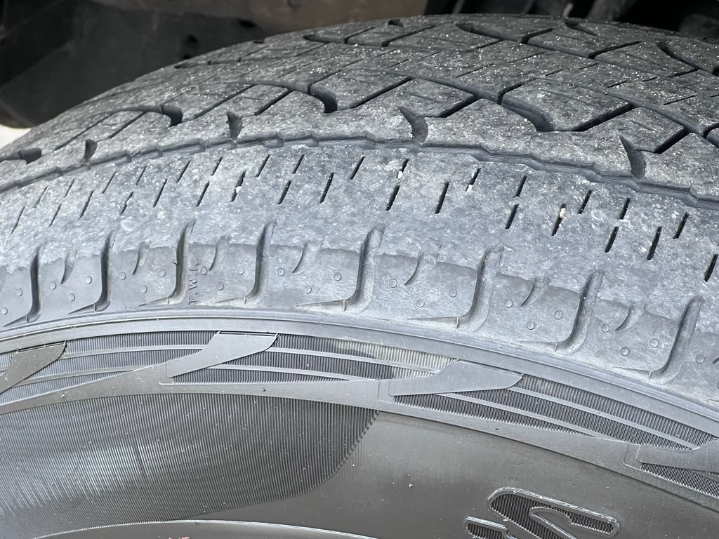 Used 2021 Ford F150 Lariat w/ Equipment Group 502A High AWD/4WD image 8