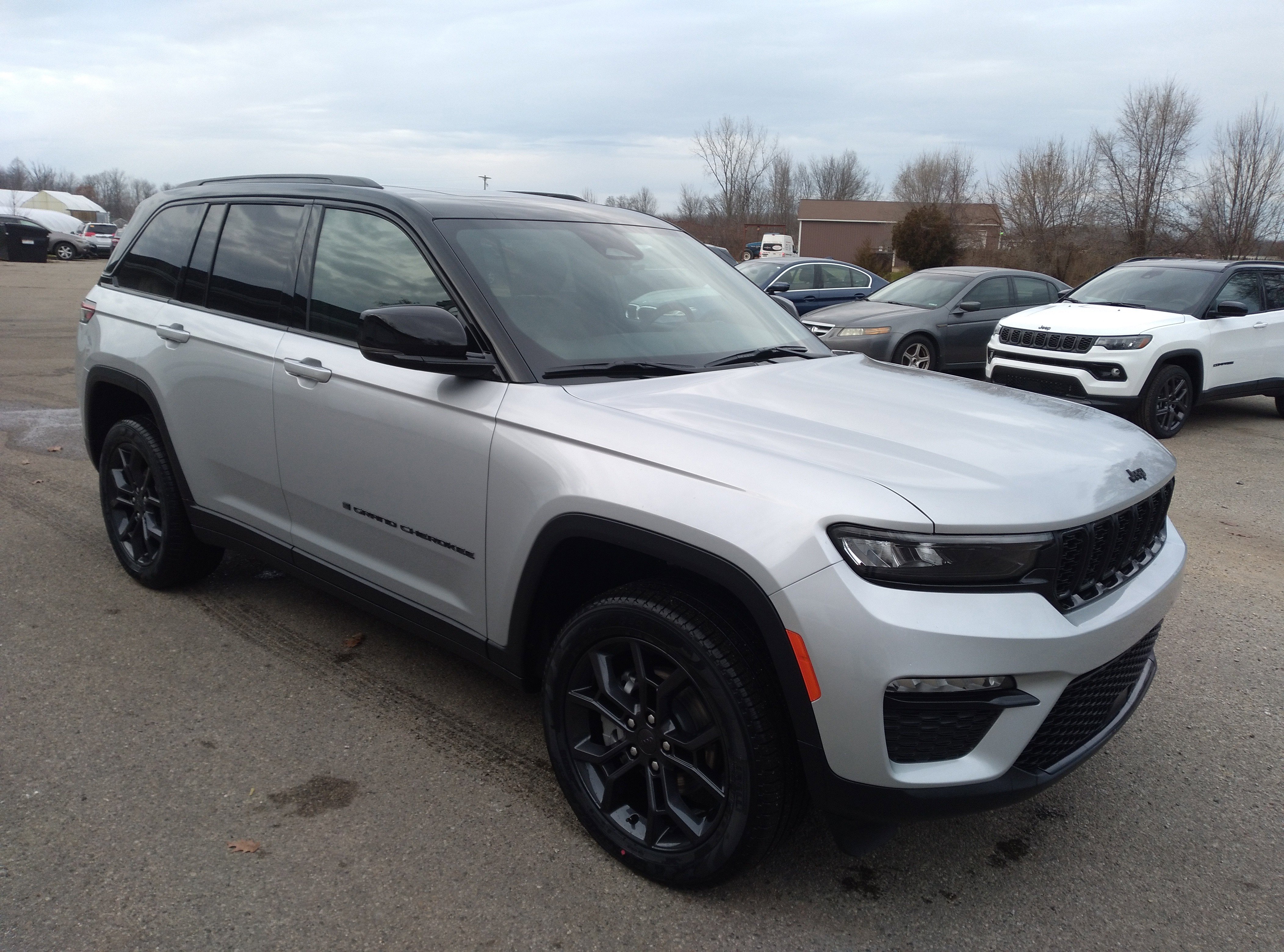 New 2025 Jeep Grand Cherokee Limited image 1
