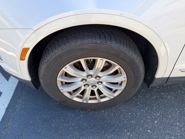 Used 2018 Cadillac XT5 AWD image 10