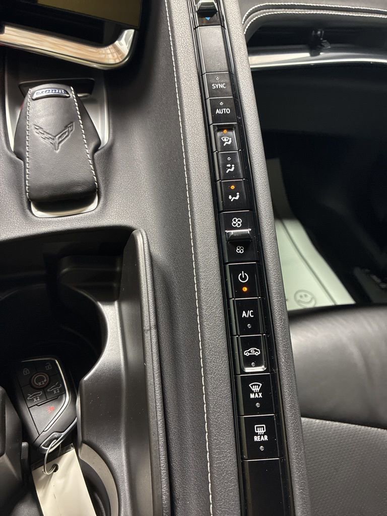 Used 2020 Chevrolet Corvette Stingray Coupe w/ 1LT image 17