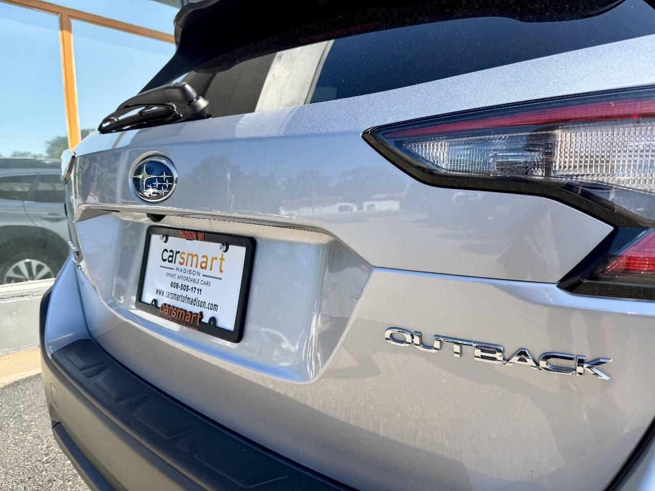 Used 2025 Subaru Outback Premium AWD/4WD image 11