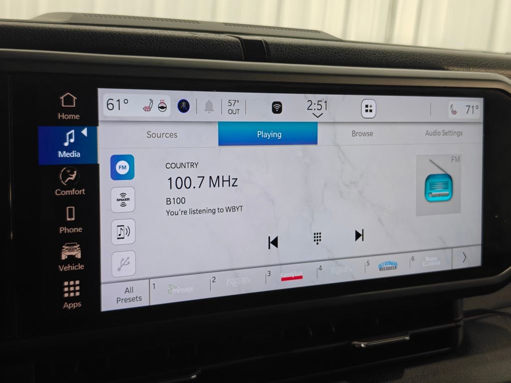Used 2024 Jeep Wrangler Sport S image 31