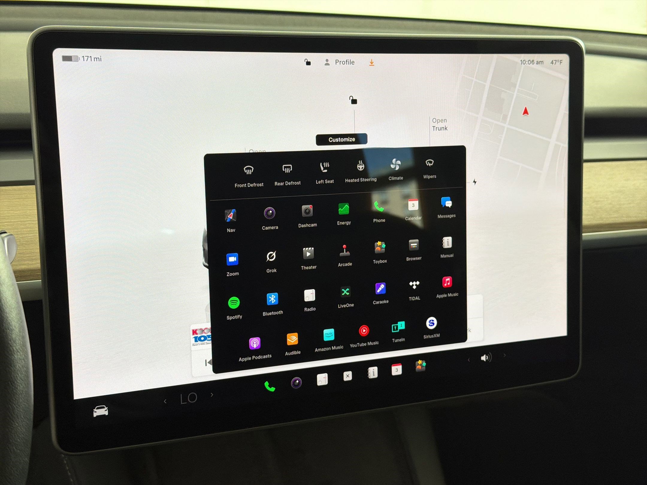 Used 2024 Tesla Model Y Long Range image 23