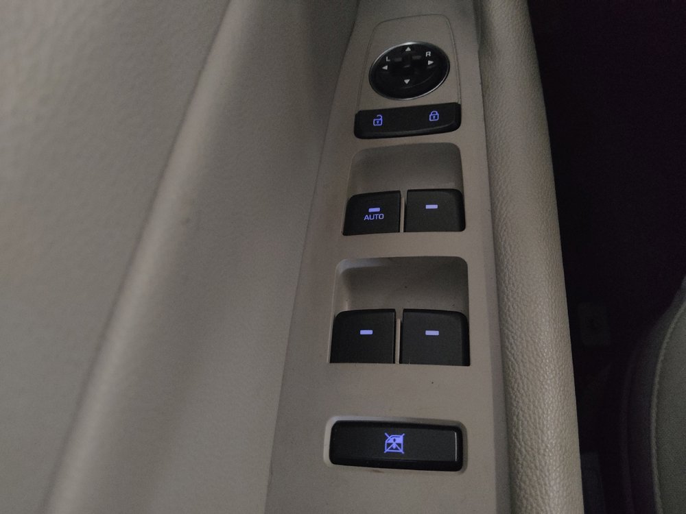 Used 2016 Hyundai Sonata SE image 27