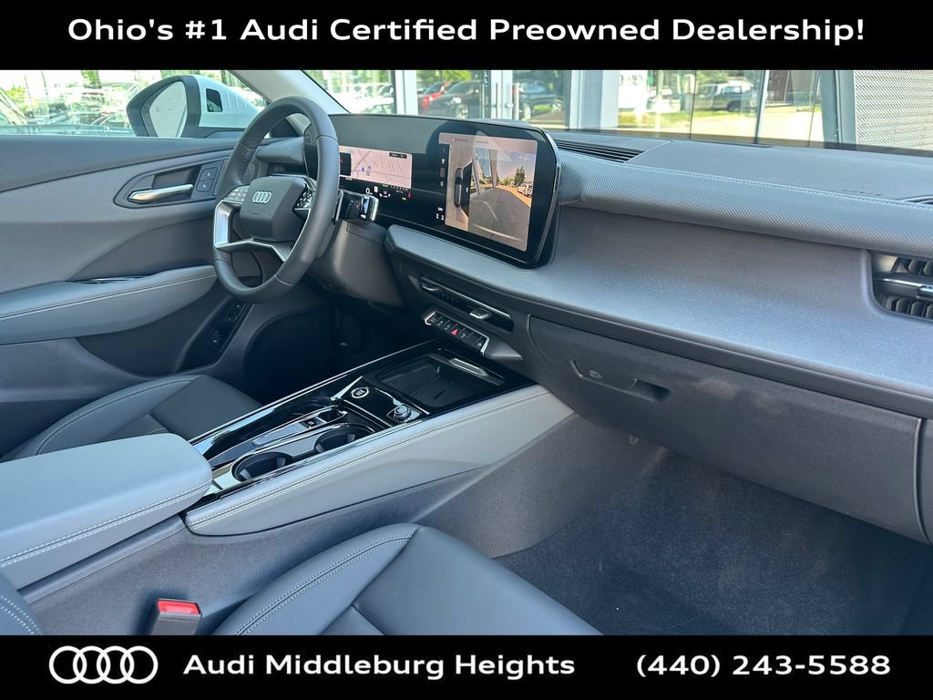 Used 2026 Audi Q3 quattro 2.0T w/ Technology Package AWD/4WD image 17